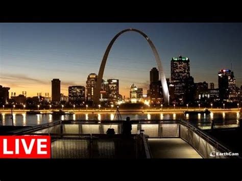 Saint Louis Live .